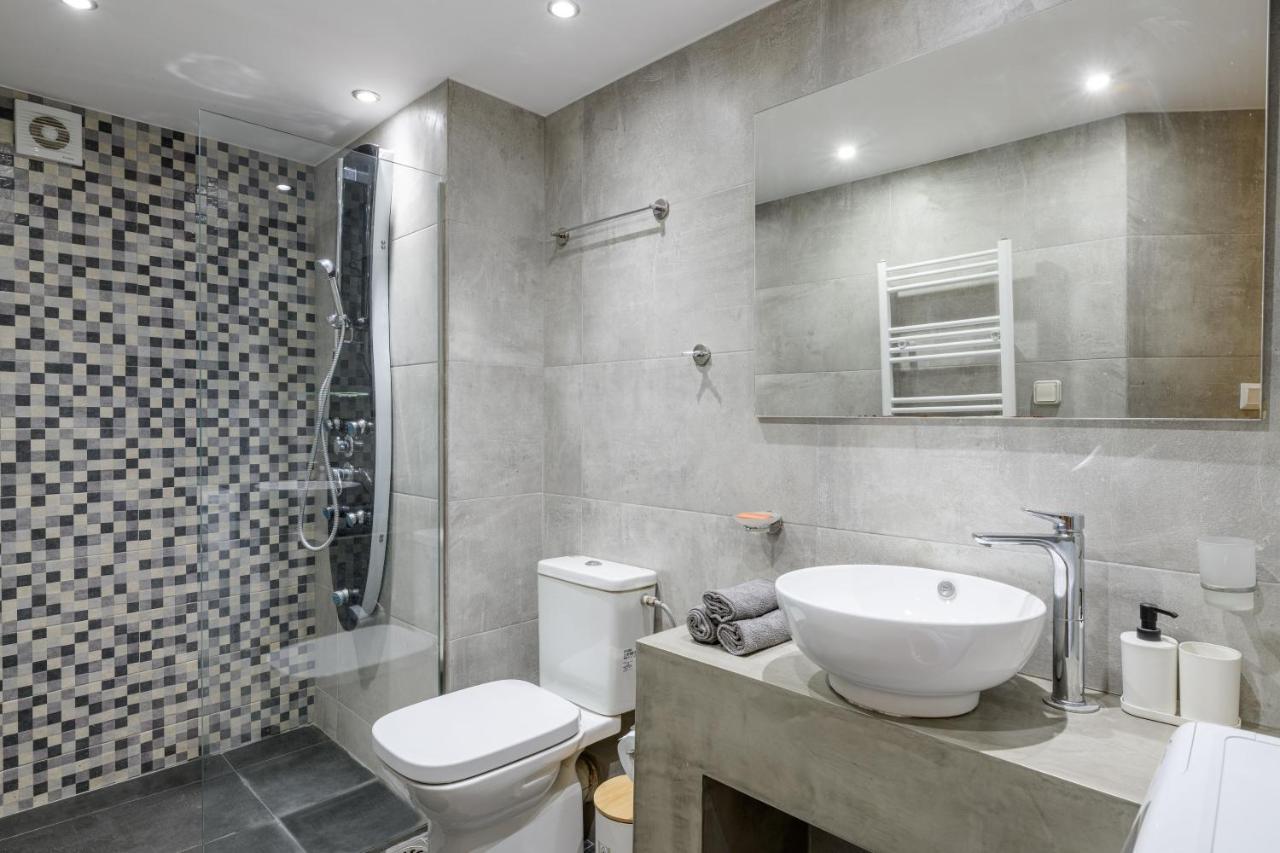 Hubstay - Kolonaki Central Luxury Suite In Athens - 5 Mins Walk To Syndagma, Ermou Luaran gambar